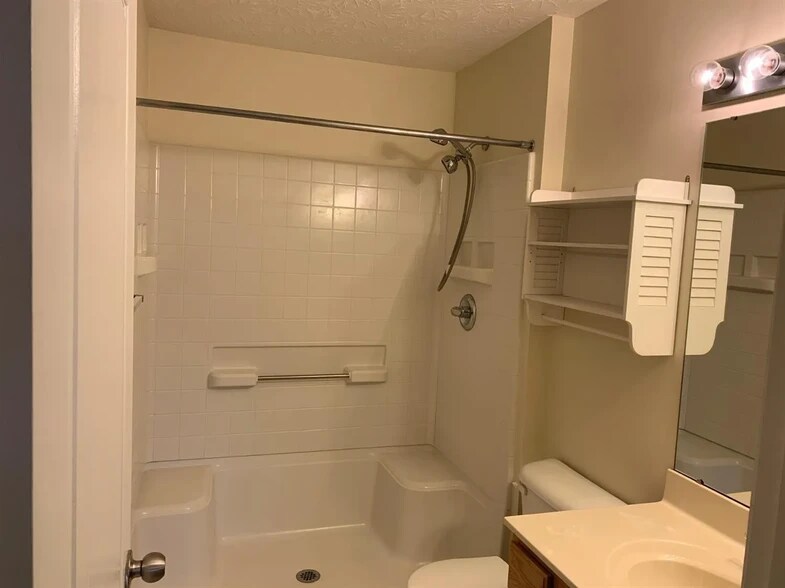 Building Photo - 4563 Foley Rd