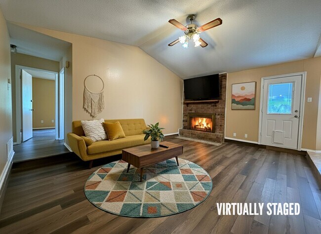Building Photo - 2308 Ridglea Ct