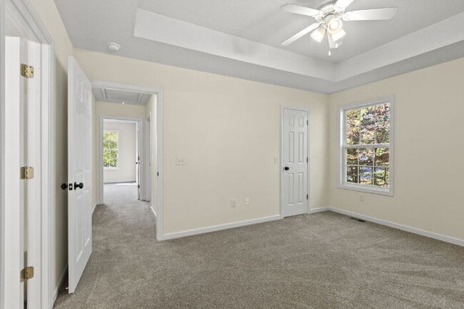 Building Photo - 3BR/2BA Home with Deck & Storage Shed in P...