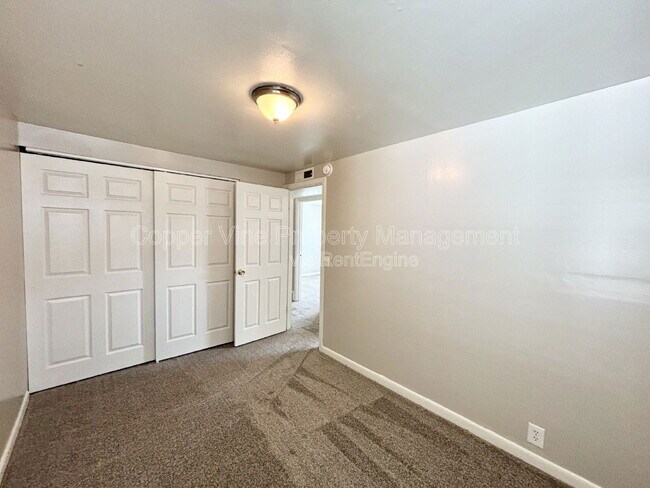Building Photo - 7221 Canosa Ct