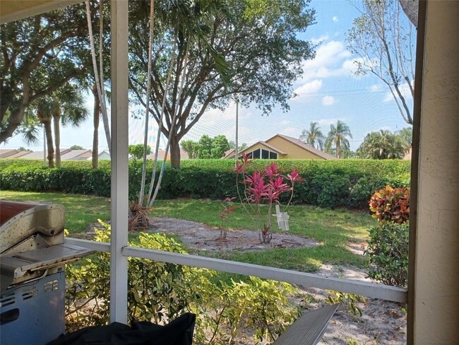 Building Photo - 12752 Coral Lakes Dr