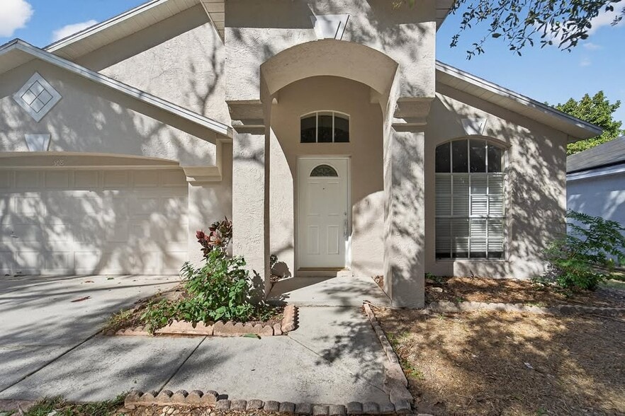 Building Photo - 508 Sonoma Dr