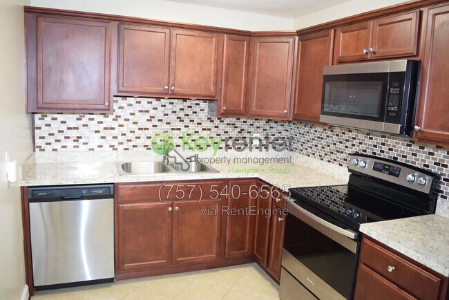 Building Photo - 1310 Sparrow Rd