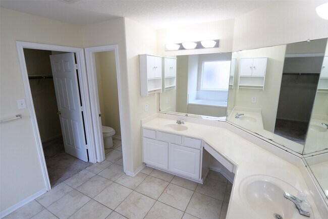 Building Photo - 22314 Spring Crossing Dr