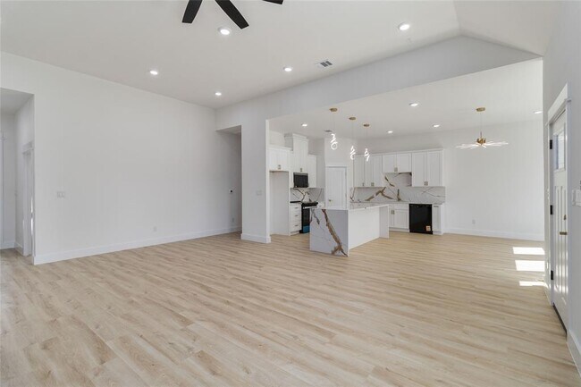 Building Photo - 103 Kawainui Ln