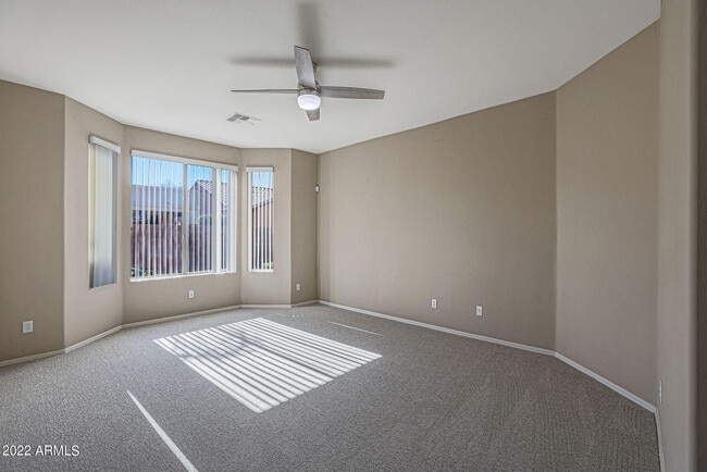 Building Photo - 15437 W Ventura St
