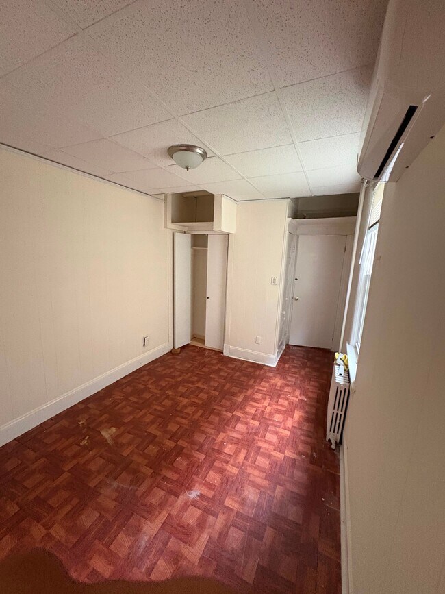 Building Photo - 110 Webster Ave