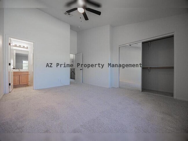 Building Photo - 7801 N 44th Dr