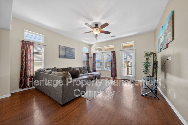 Building Photo - 147 Brook View