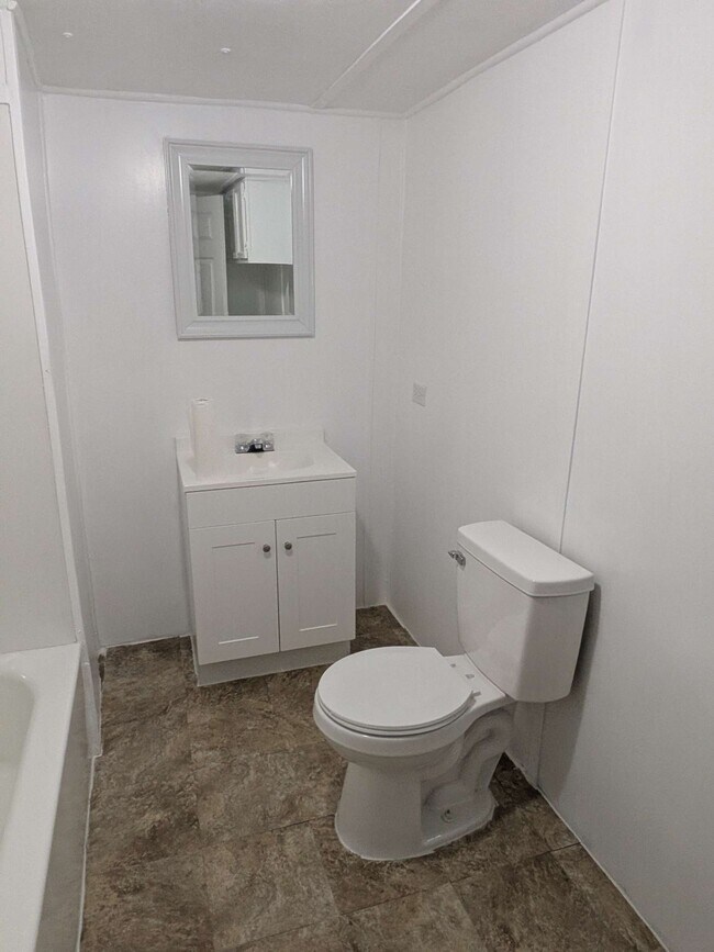 Building Photo - 14962 Goliad Dr