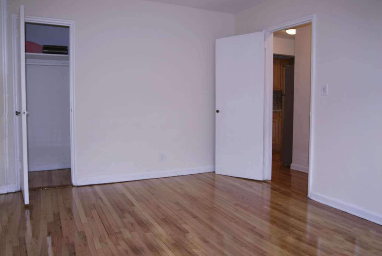 Building Photo - 6448 Booth St