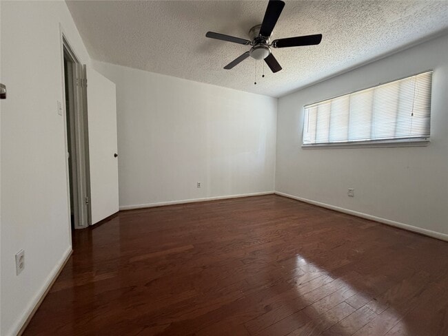 Building Photo - 4307 Bugle Rd