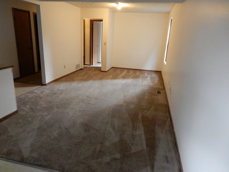 Building Photo - 67 Chittenden Ave