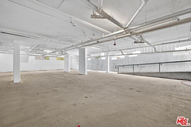 Building Photo - 2412 Eads St
