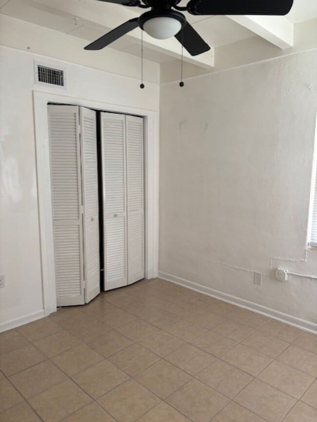 Building Photo - Recently Renovated 2BR/1BA Near FSU, FAMU & TSC – Only $950/Month!
