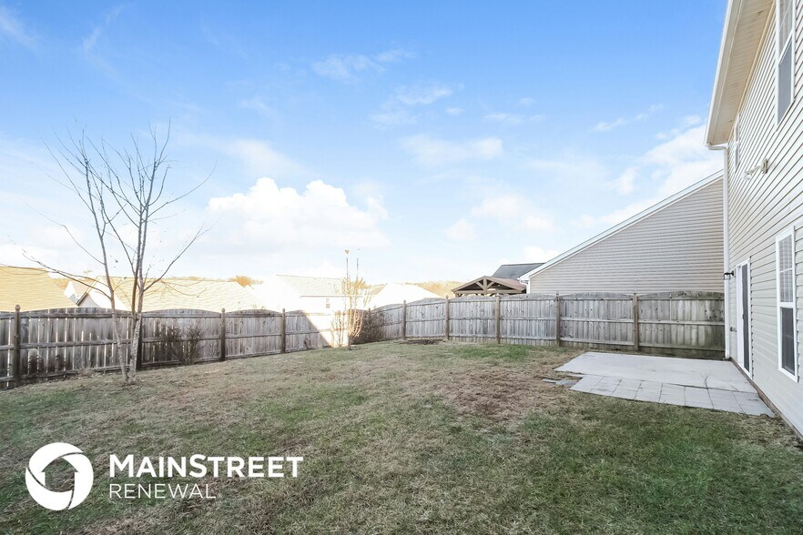 Building Photo - 5817 Sunny Ridge Tr