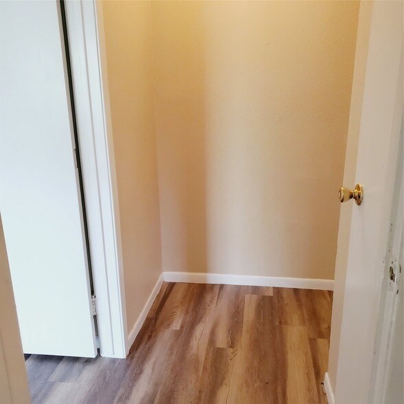 Building Photo - 12511 Ashford Meadow Dr