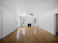 Building Photo - Near Campus! Cozy & Convenient Living