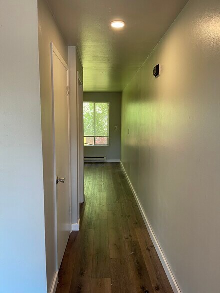 Building Photo - 5120 S Roxbury St