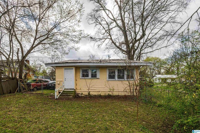 Building Photo - 129 68th St N