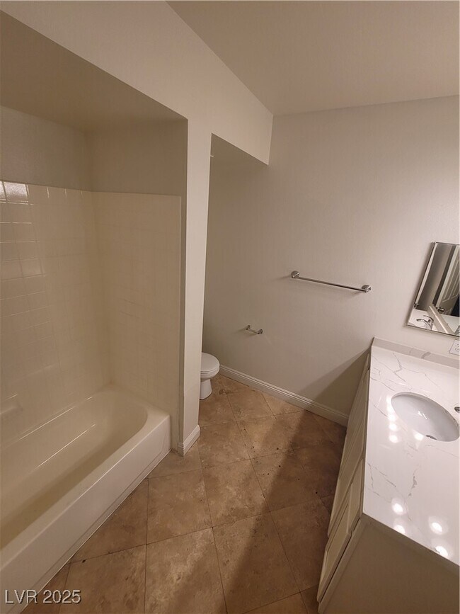 Building Photo - 5250 S Rainbow Blvd