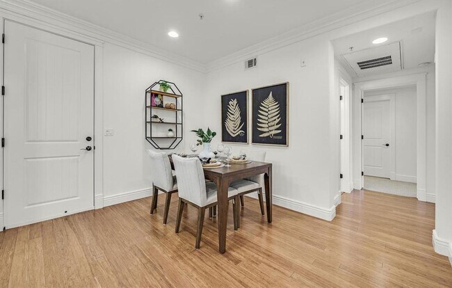 Building Photo - Stunning Ground-Floor 2 bd, 2 ba- Danville...