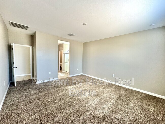 Building Photo - 5327 W Stargazer Pl