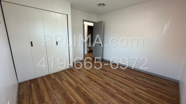 Building Photo - 614 Westbrook Dr