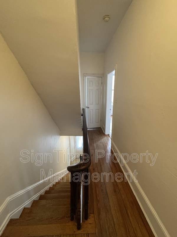 Building Photo - 42 E Franklin St