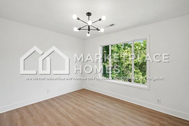 Building Photo - 207 Waterview Dr