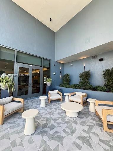 Building Photo - 121 NE 5th St