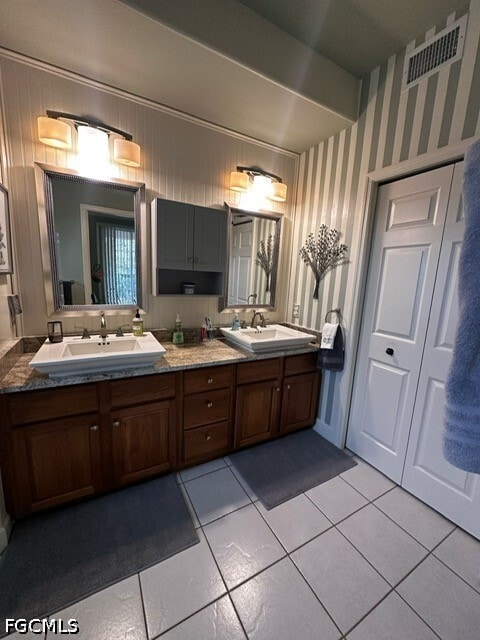 Building Photo - 9170 Southmont Cove