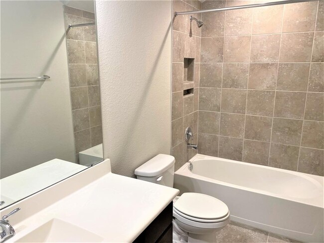 Building Photo - 12043 Talmadge Reach Dr