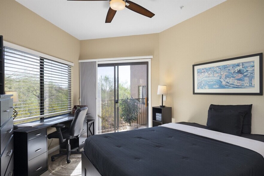 Building Photo - 10401 N Saguaro Blvd