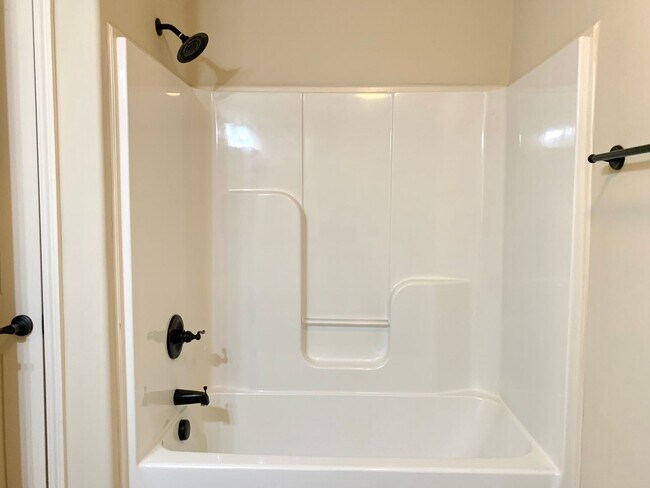 Building Photo - 2524 Remington Trce