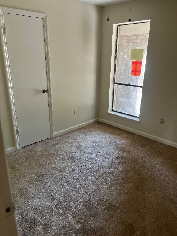 Building Photo - 4439 Shadowood Dr