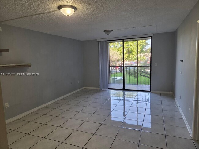 Building Photo - 8015 SW 107th Ave