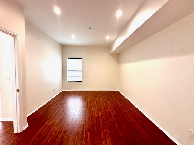 Building Photo - 4750 Templeton St