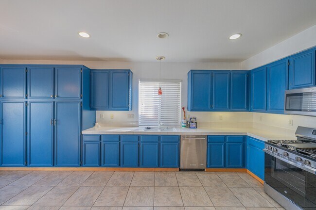 Building Photo - 3713 Steeple Way