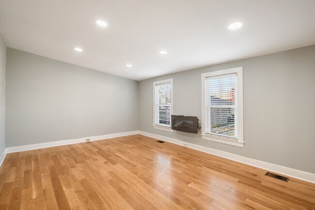 Building Photo - 308 Breckenridge Ln