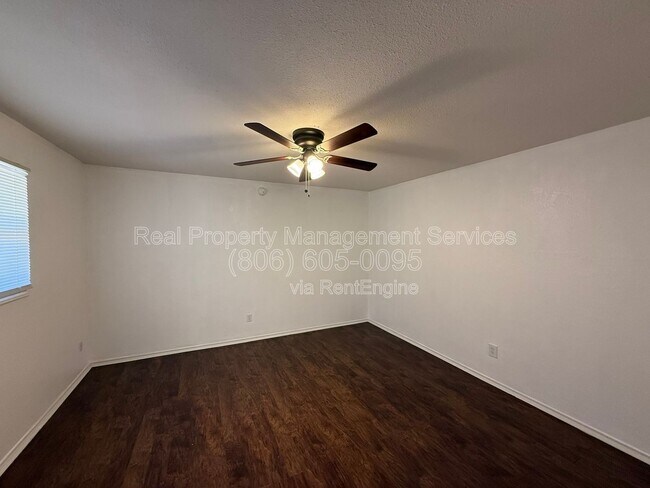 Building Photo - 7003 Geneva Ave