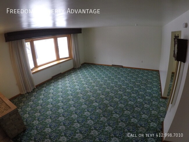 Building Photo - 511 Franklin Ave