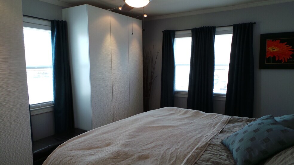 Building Photo - 43 Freeman street