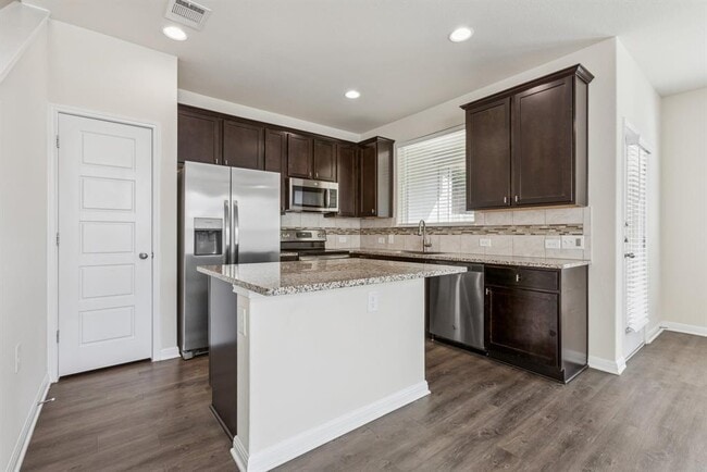 Building Photo - 6009 Steep Cactus Trail