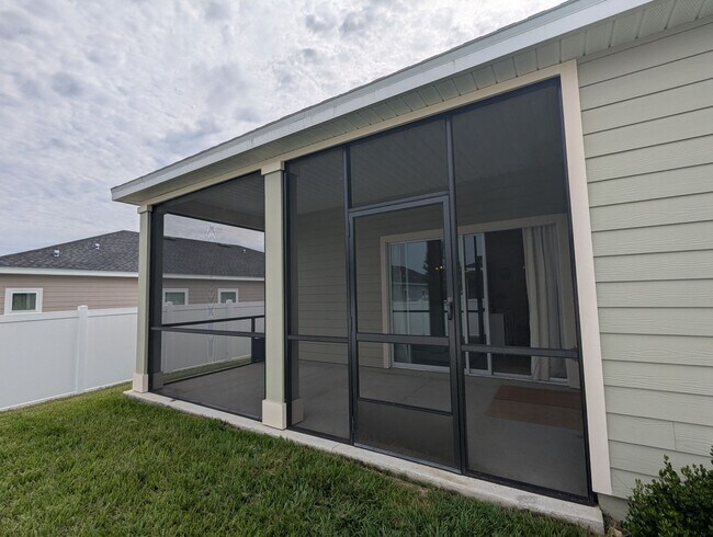 Building Photo - Beautiful newer-construction 4-bedroom, 3-bath home located in Trailhead Landing