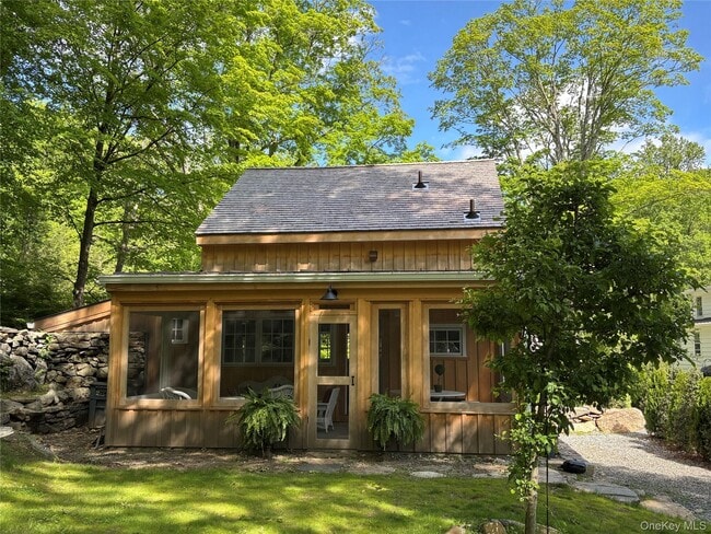 Primary Photo - 38 Creemer Rd