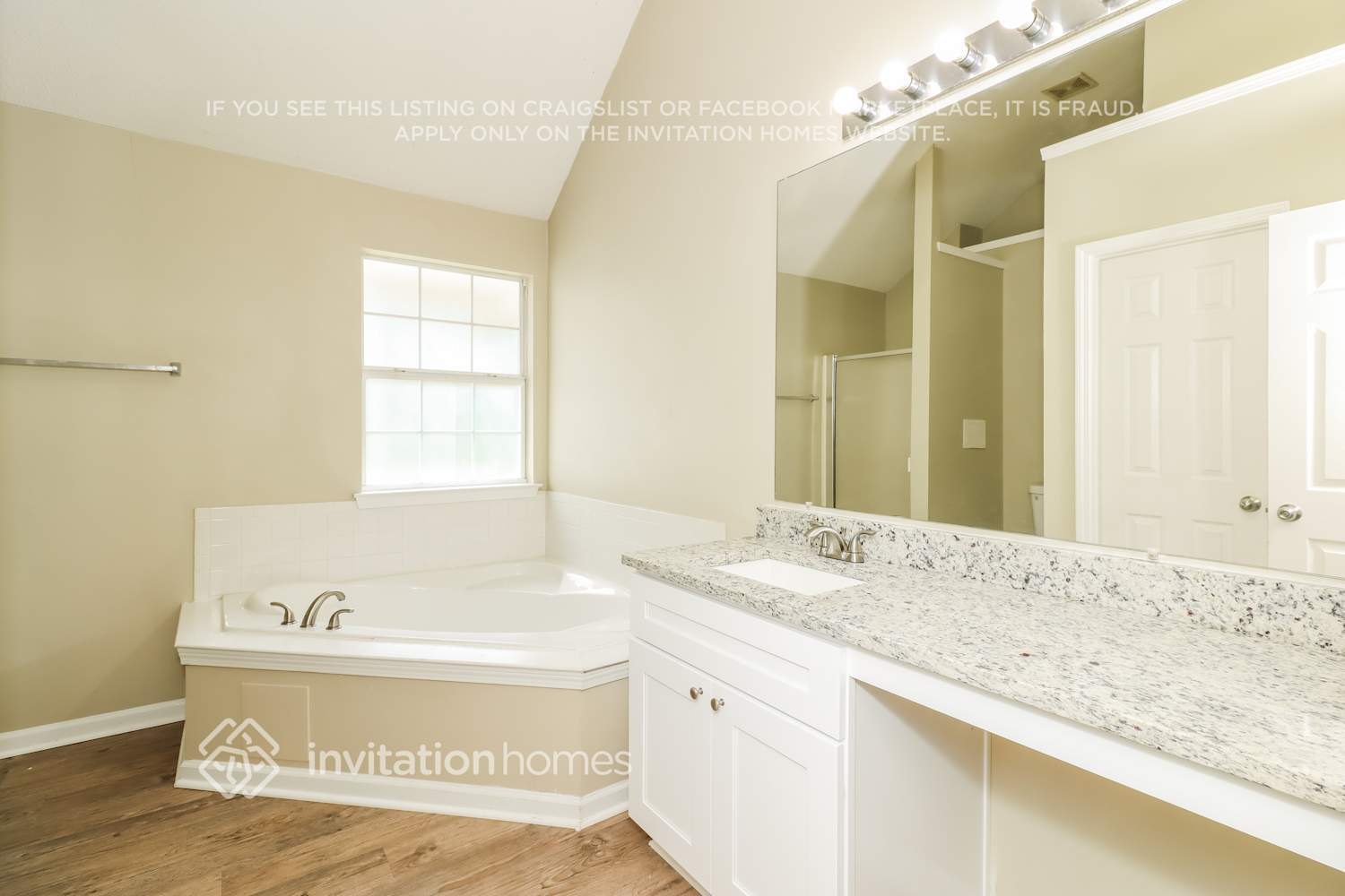 Building Photo - 6058 Pavestone Dr SW