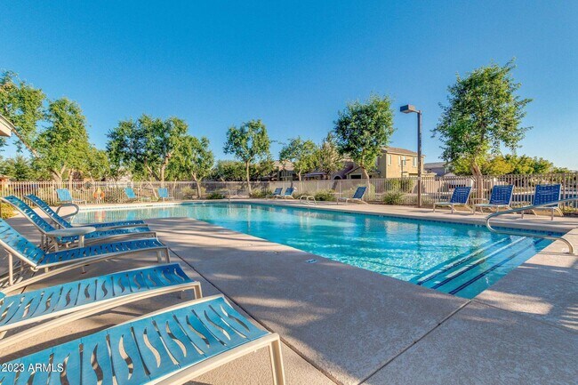 Building Photo - 4364 E Rosemonte Dr
