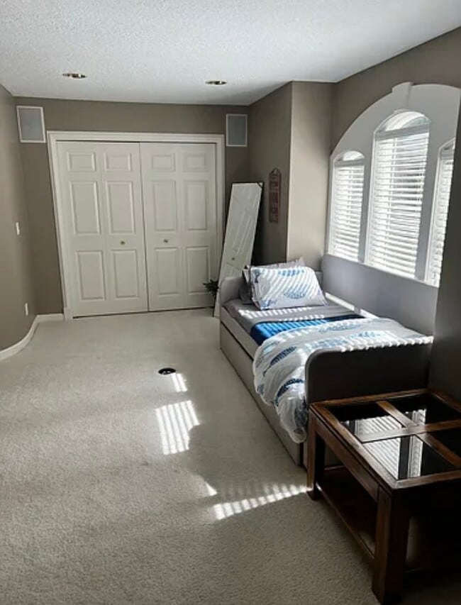 Building Photo - 8862 Bellemere Ct