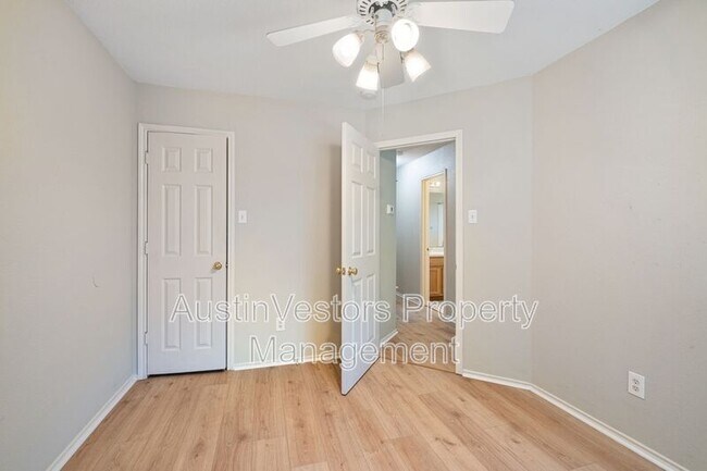 Building Photo - 808 Flatters Way